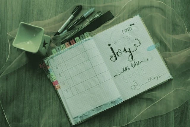 How to Stay Consistent With Journaling Without Pressure